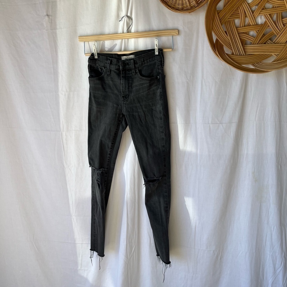 Madewell 9” Mid Rise Skinny Jeans in Black - Picture 16 of 16